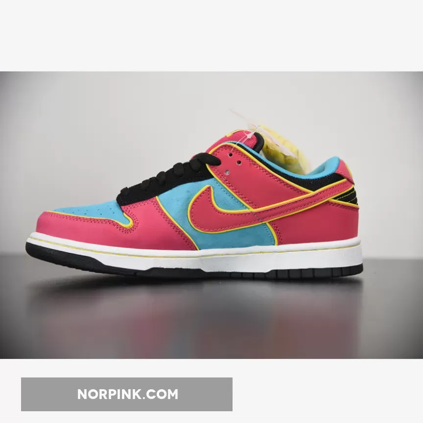 Pac Man Dunks Nike Dunk SB Low ‘Ms. Pacma’ Chlorine Blue/Cersie