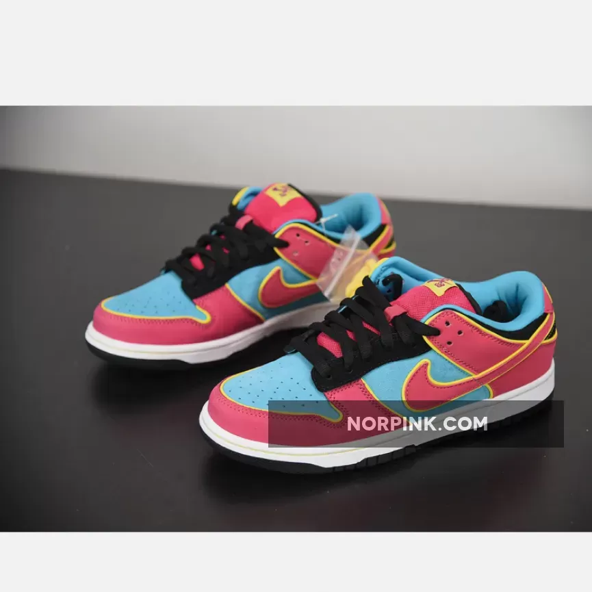 Pac Man Dunks Nike Dunk SB Low ‘Ms. Pacma’ Chlorine Blue/Cersie