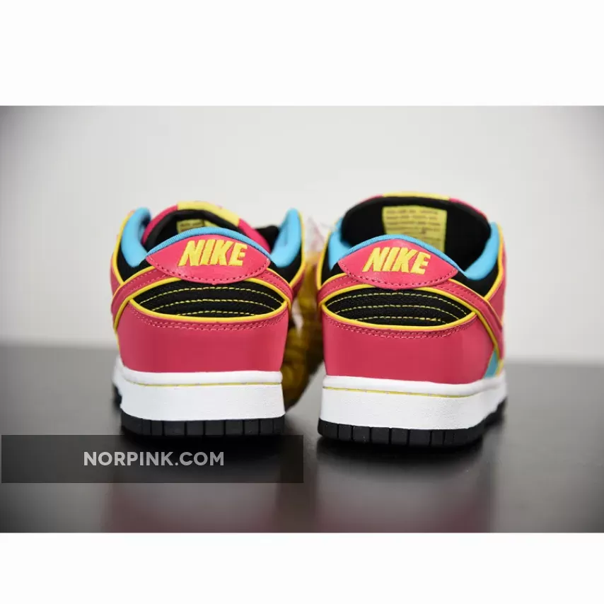 Pac Man Dunks Nike Dunk SB Low ‘Ms. Pacma’ Chlorine Blue/Cersie