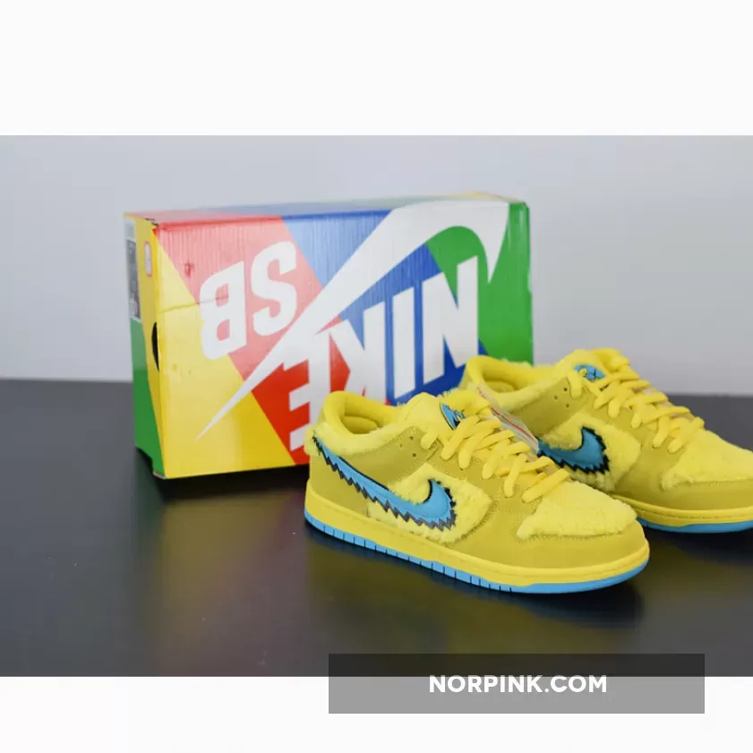 Grateful Dead x Nike SB Dunk Low Opti Yellow CJ5378-700 / yellow dunks with fur