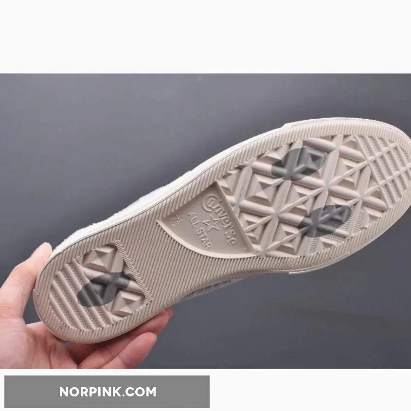 Bugs Bunny Converse Chuck 70 High Top Grey Fur Converse Bugs Bunny Converse Chuck 70 High Top Grey Fur Converse