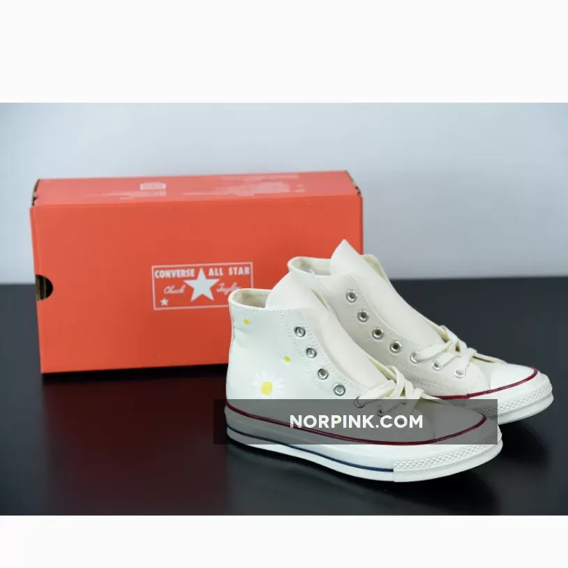 Looney Tunes x Converse Chuck 70 High Top Yellow Parchment Converse High Tops 162053C
