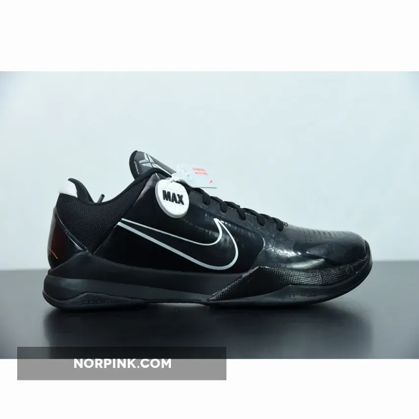 Nike Zoom Kobe 5 "Black Out" | kobe size 5.5 386429-003 Nike Zoom Kobe 5 "Black Out" | kobe size 5.5 386429-003
