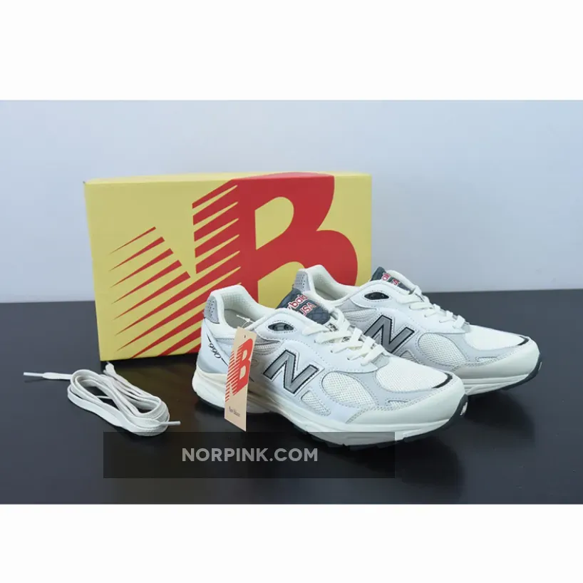 New Balance 990v3 Made in USA Sea Salt/Rain Cloud / new balance 990v3 sea salt