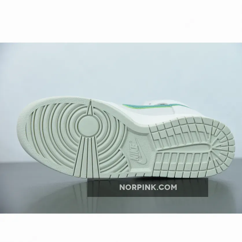 Dunk High SE ‘First Use Pack – Green Noise’ | GREEN NOOSE Dunk High SE ‘First Use Pack – Green Noise’ | GREEN NOOSE