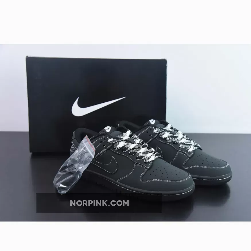 Nike Dunk Low Triple Black Restock