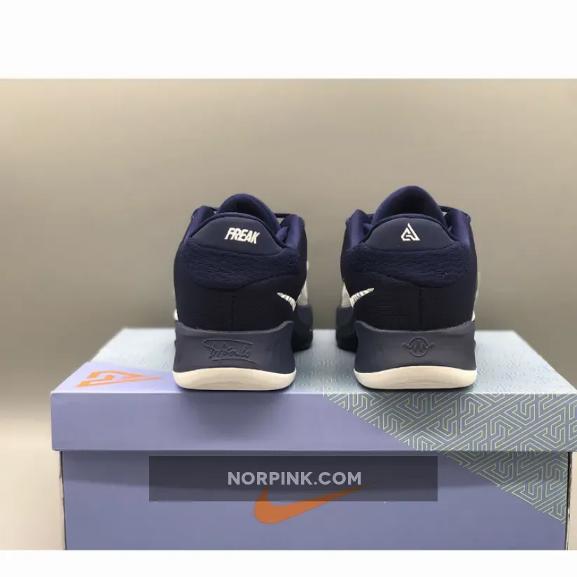 Nike Zoom Freak 4 Deep Blue White #nike zoom blue