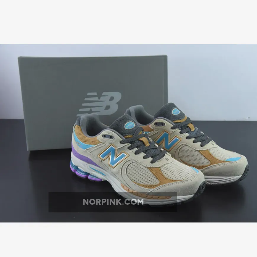 New Balance 2002R Incense/Heliotrope