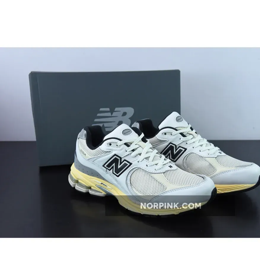 thisisneverthat x New Balance 2002R ‘White’