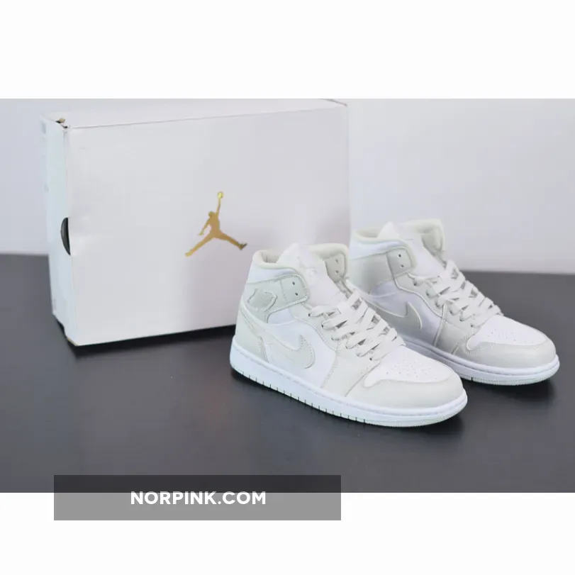 Air Jordan 1 Mid WMNS White/Spruce Aura