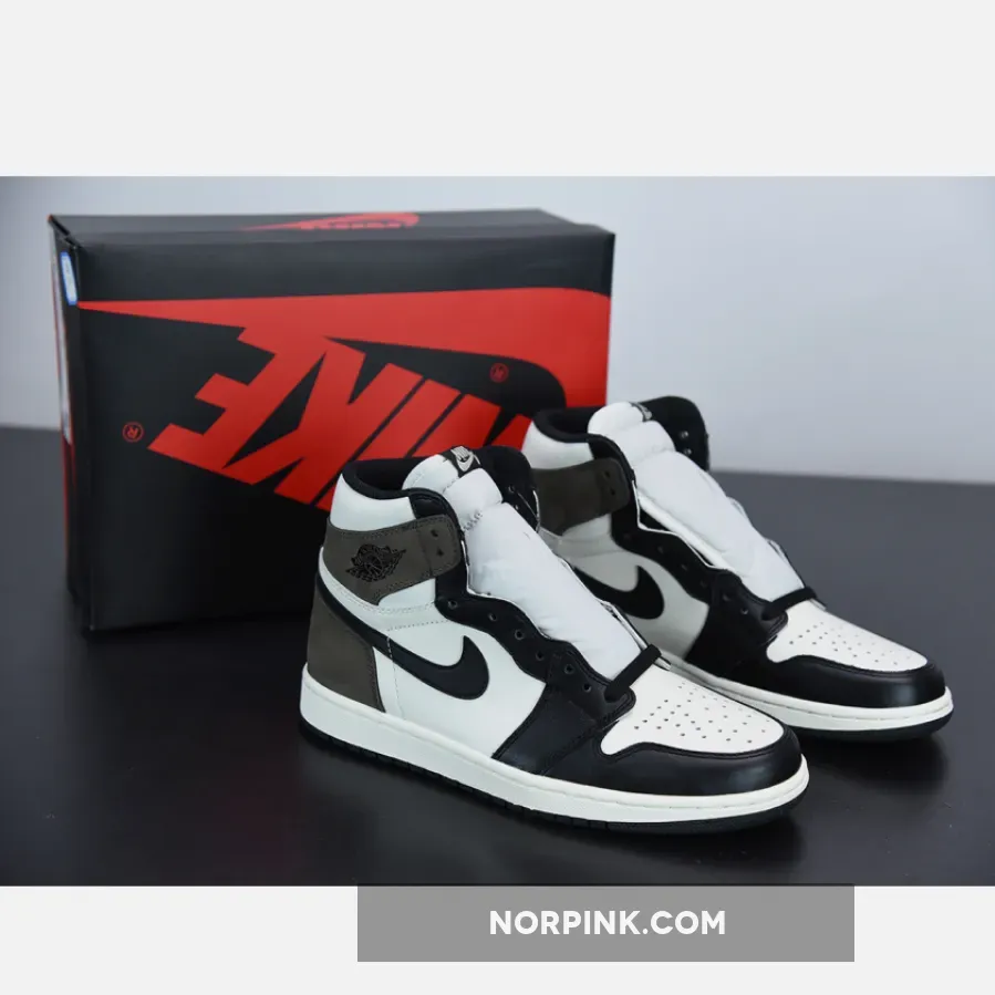 Air Jordan 1 Retro High "Dark Mocha"