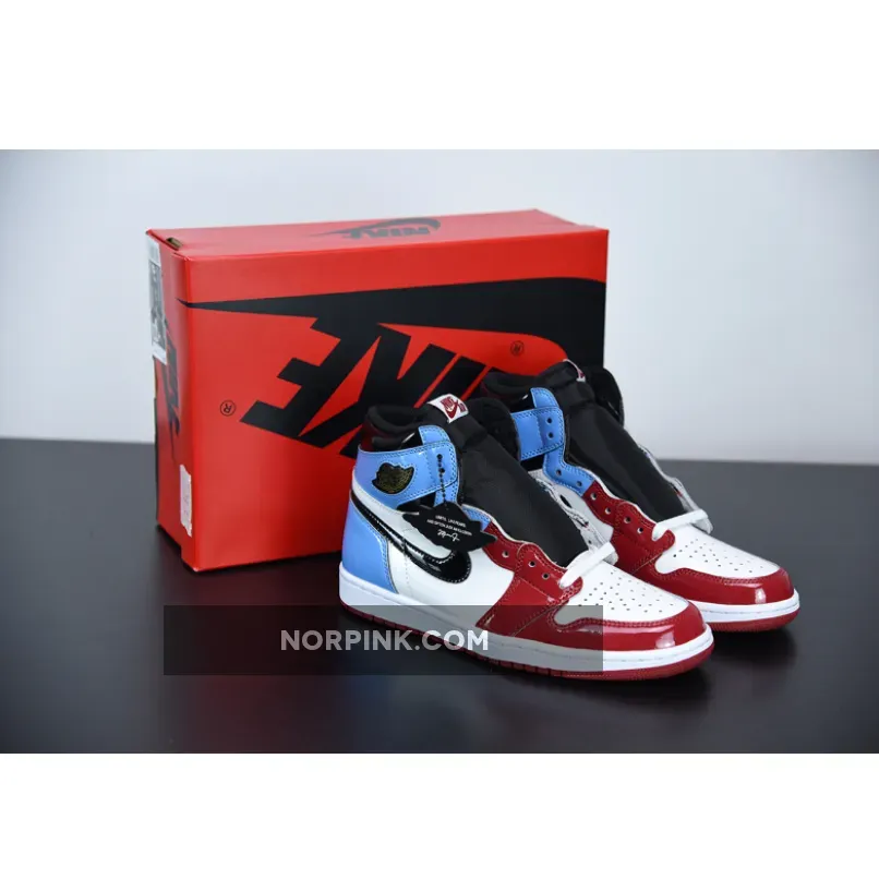 Air Jordan 1 Retro High "Fearless UNC Chicago"