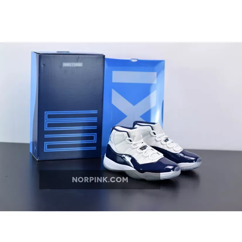 Air Jordan 11 Retro "UNC Win Like 82"