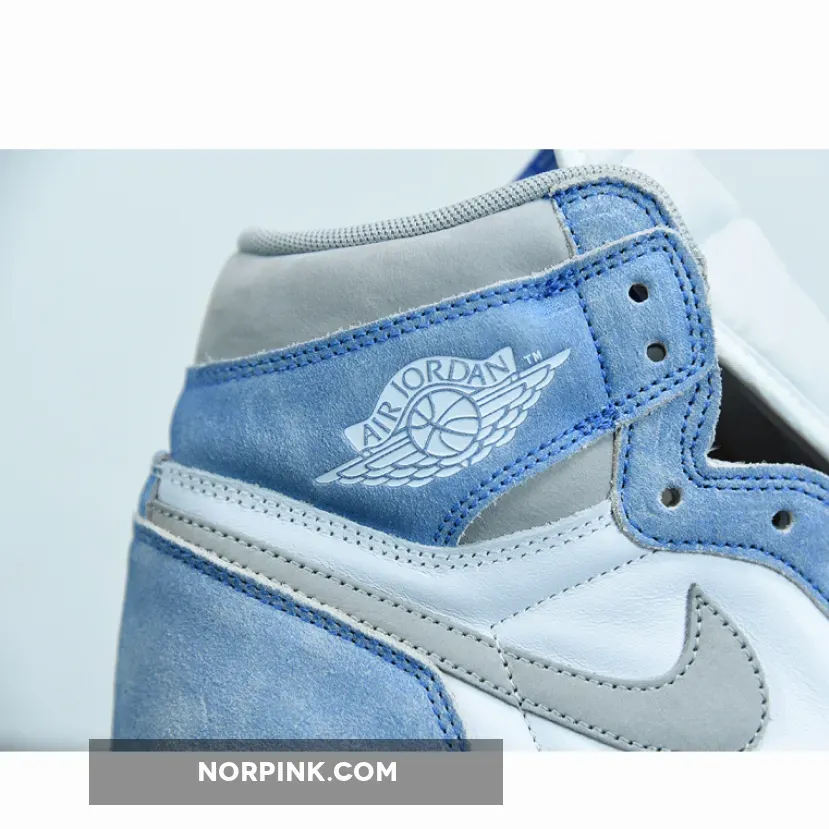 Jordan 1 Retro High OG Hyper Royal Jordan 1 Retro High OG Hyper Royal