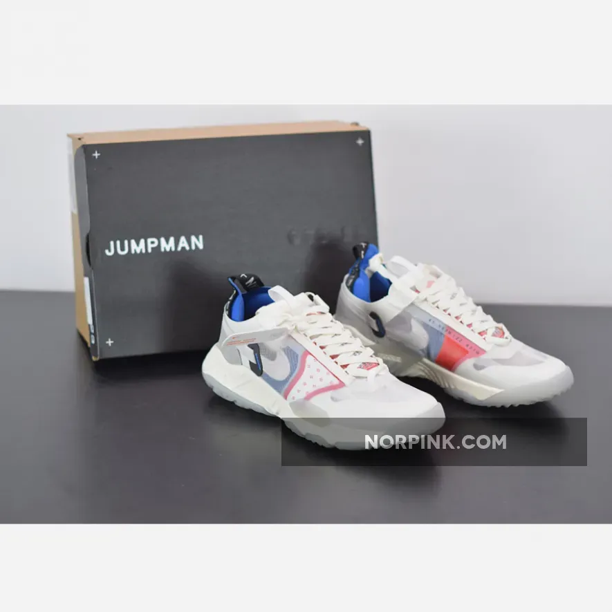 Jordan Delta Breathe "Tech White" Sail/White-Tech Grey