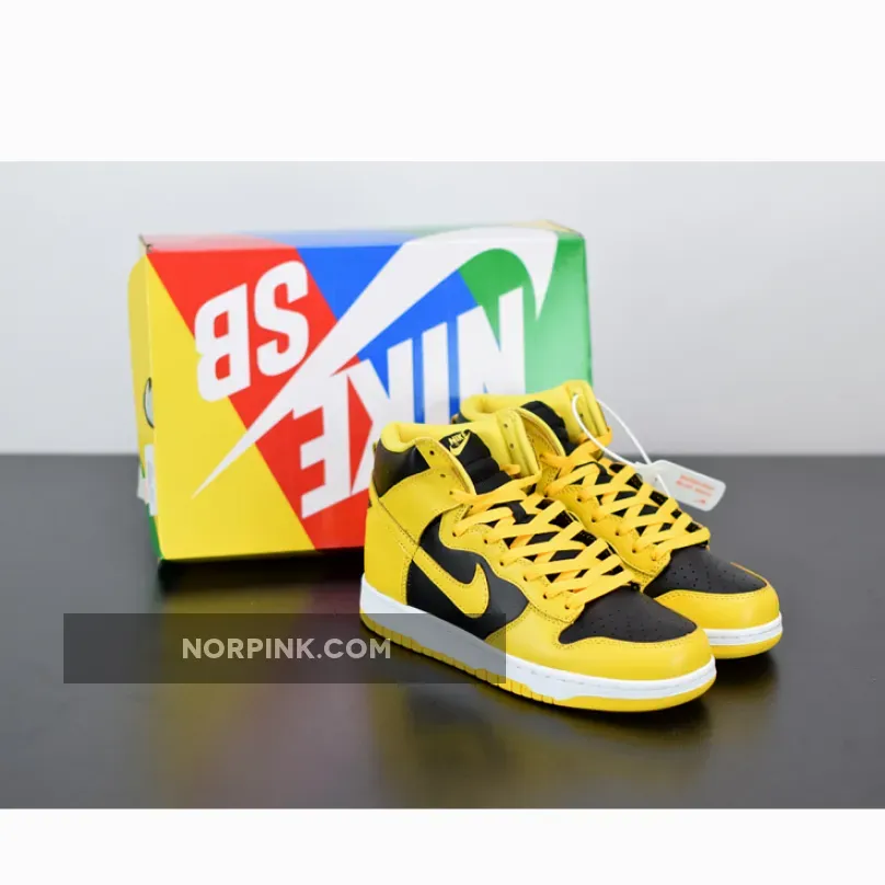 Nike Dunk High SP Varsity Maize