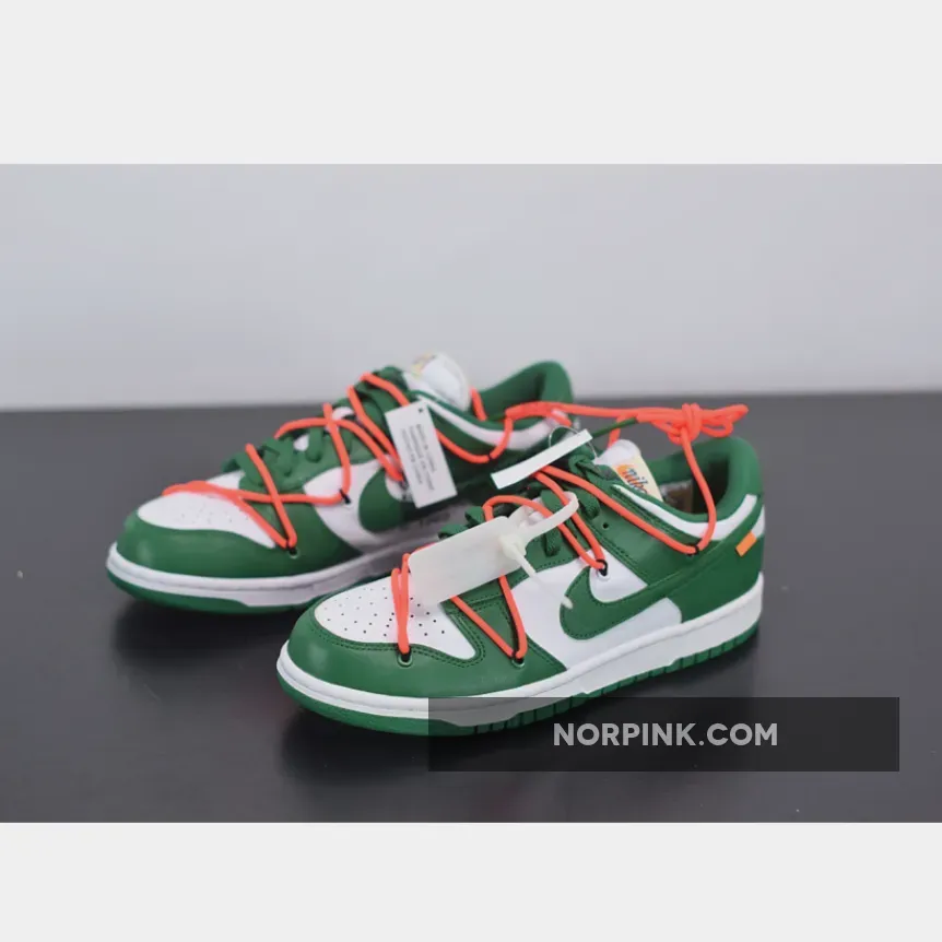 Nike Dunk Low "Pine Green" Nike Dunk Low "Pine Green"