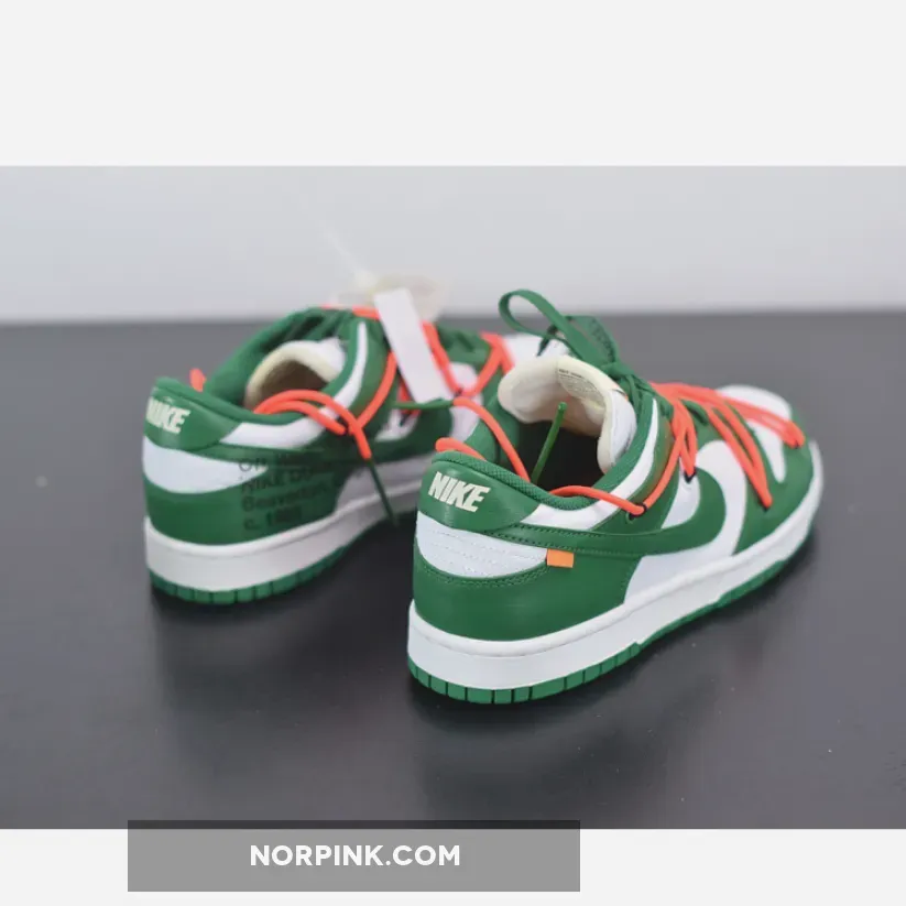 Nike Dunk Low "Pine Green" Nike Dunk Low "Pine Green"