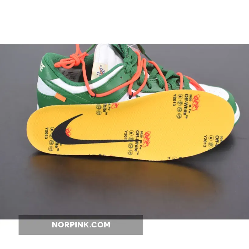 Nike Dunk Low "Pine Green" Nike Dunk Low "Pine Green"