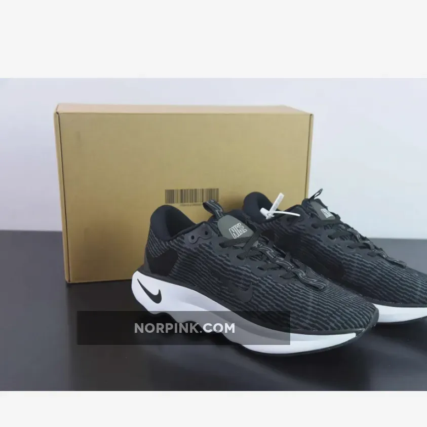 Nike Motiva Black White New Arrival