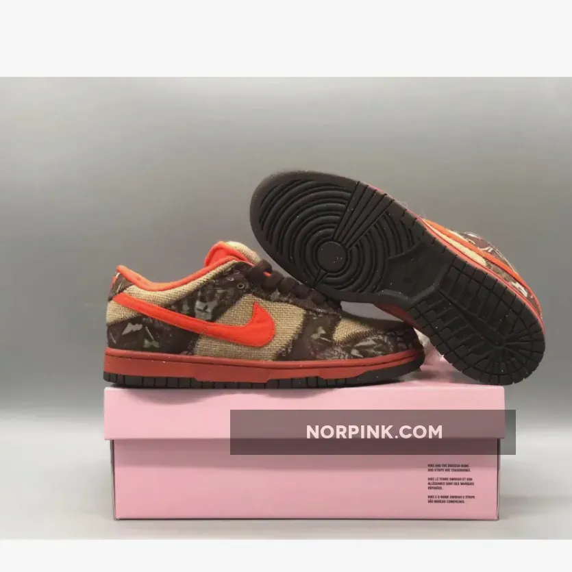 Nike SB Dunk Low "Hunter Reese Forbes" Natural Burlap/Orange