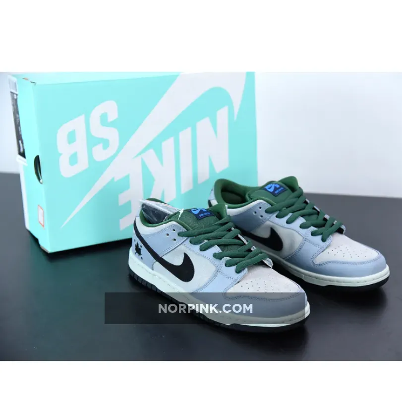Nike SB Dunk Low Premium "Maple Leaf" Dove Grey/Black-Gorge Green