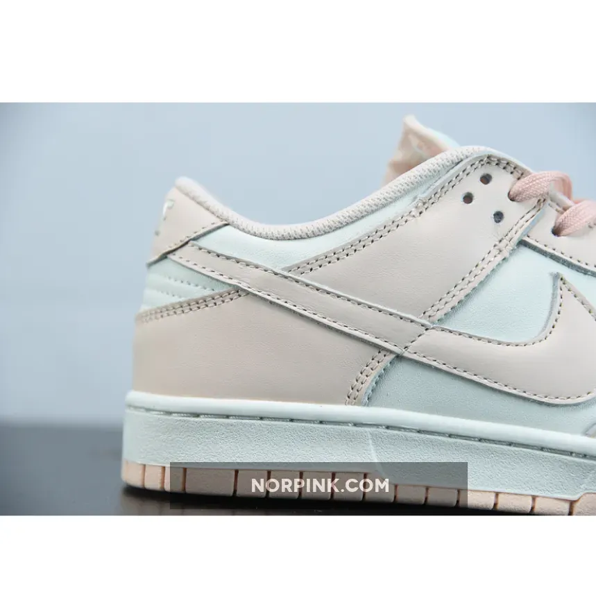 Nike SB Dunk Low Sail/Orange Pearl Nike SB Dunk Low Sail/Orange Pearl