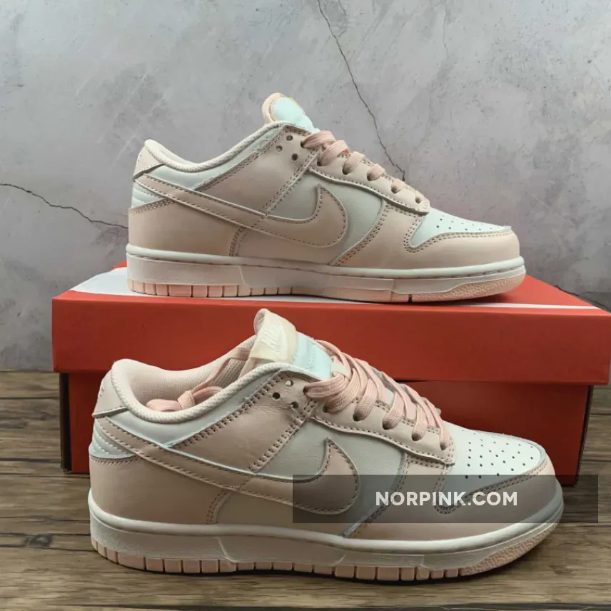 Nike SB Dunk Low Sail/Orange Pearl Nike SB Dunk Low Sail/Orange Pearl