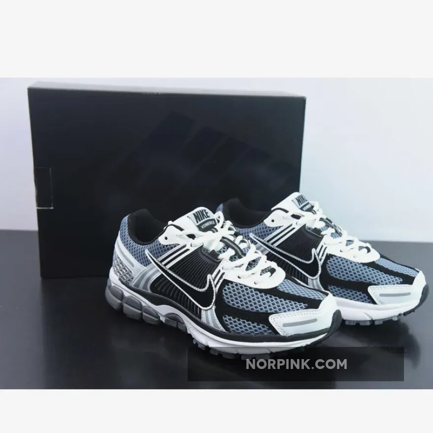 Nike Zoom Vomero 5 Grey Black