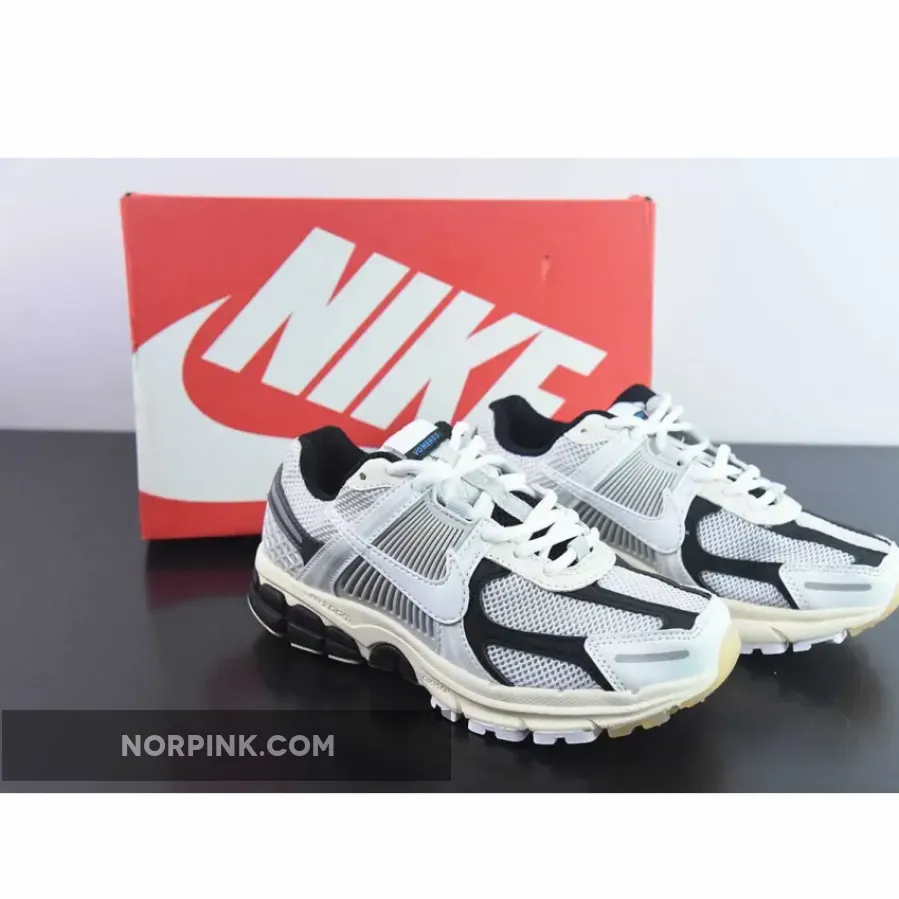 Nike Zoom Vomero 5 Supersonic Light Bone/Black