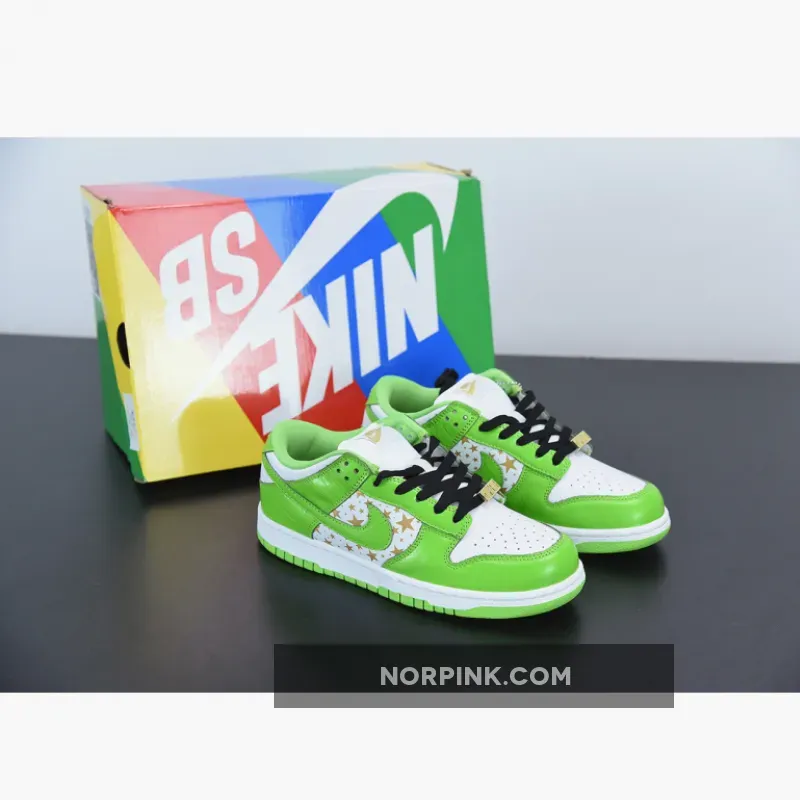 Supreme x Nike SB Dunk Low Stars Mean Green